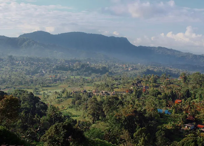 Sthanatapa Hill's Sidemen (Bali)